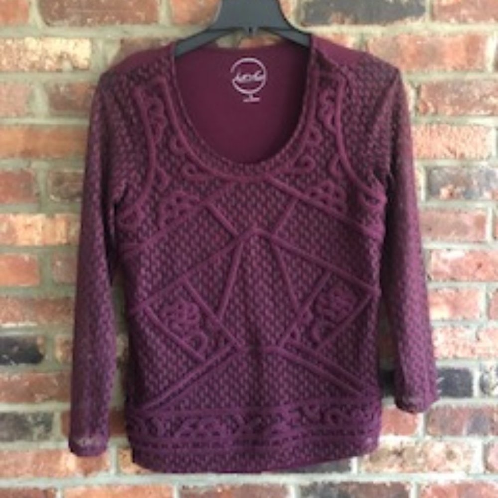 BURGANDY LACE TOP WITH ATTACHED CAMISOLE